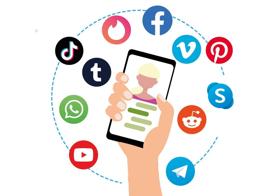 social media, applications, apps, thoughts, nature, social media applications, symbols, circle, tree, networks, internet, like, social, social network, facebook, networking, multimedia, chat, communication, favor, mobile, cellphone, screen